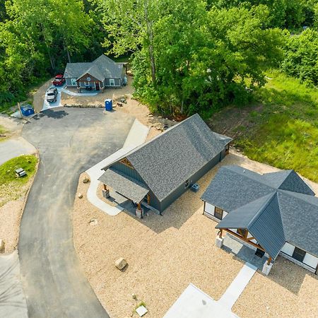 New Ozark Oasis Luxe Cabin Retreat With Hot Tub Hollister Extérieur photo