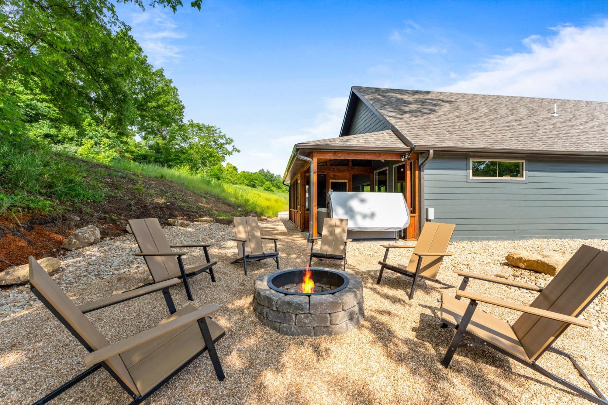 New Ozark Oasis Luxe Cabin Retreat With Hot Tub Hollister Extérieur photo