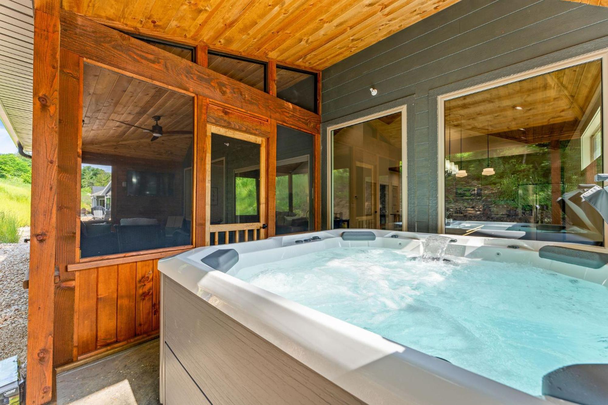 New Ozark Oasis Luxe Cabin Retreat With Hot Tub Hollister Extérieur photo
